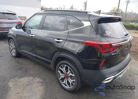 2021 Kia Seltos Sx Turbo z USA, uszkodzony, nr VIN KNDETCA28M7187533